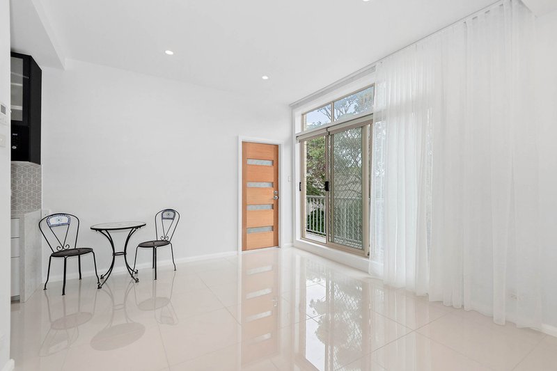 Photo - 8/396 Nepean Highway, Frankston VIC 3199 - Image 2