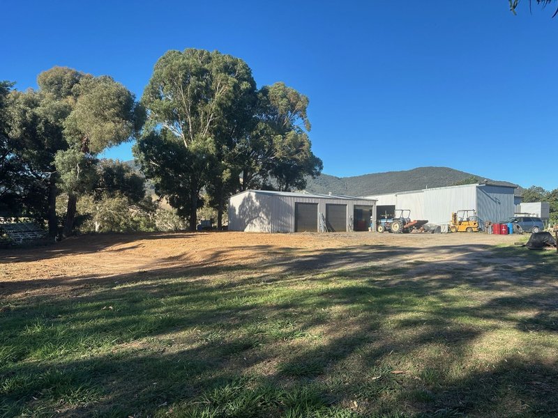 Photo - 8398 Murray Valley Highway, Tallangatta East VIC 3700 - Image 4