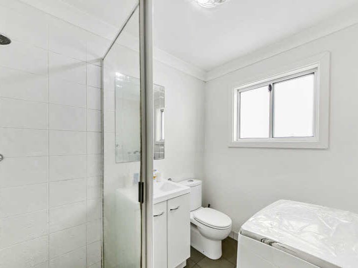 Photo - 83A Binalong Road, Old Toongabbie NSW 2146 - Image 4