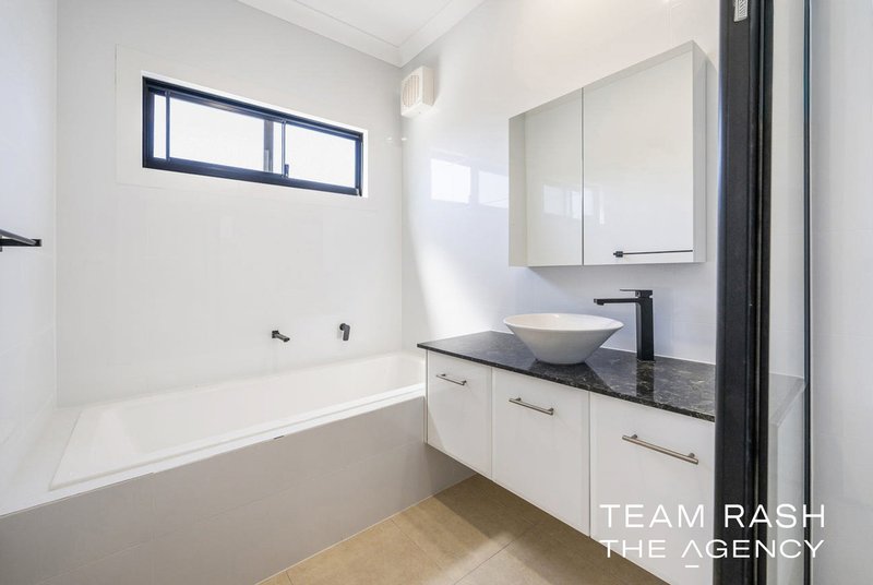 Photo - 83A Bougainvillea Avenue, Forrestfield WA 6058 - Image 18