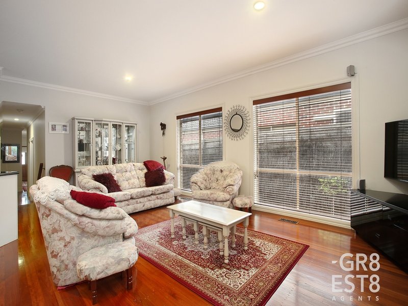 Photo - 83A Strathavan Drive, Berwick VIC 3806 - Image 9