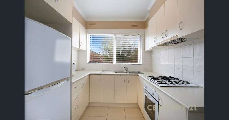 Photo - 8/4-6 Manatunga Street, Clayton VIC 3168 - Image 3