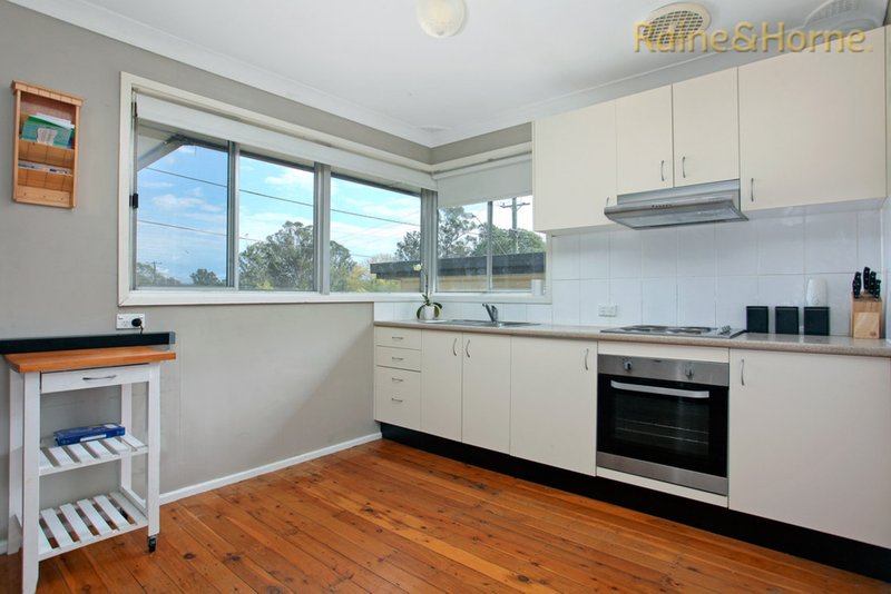 Photo - 84 & 84A Kareela Avenue, Penrith NSW 2750 - Image 2