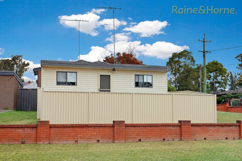 Photo - 84 & 84A Kareela Avenue, Penrith NSW 2750 - Image 8