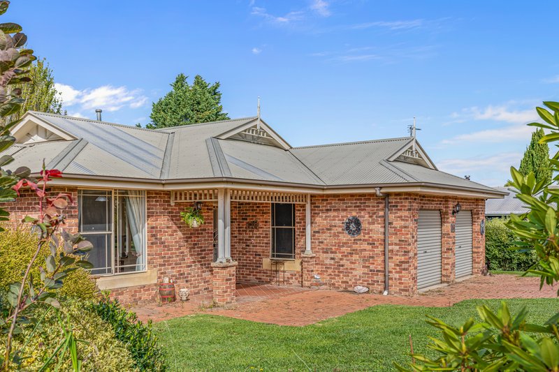 Photo - 84-86 Queen Street, Oberon NSW 2787 - Image 2