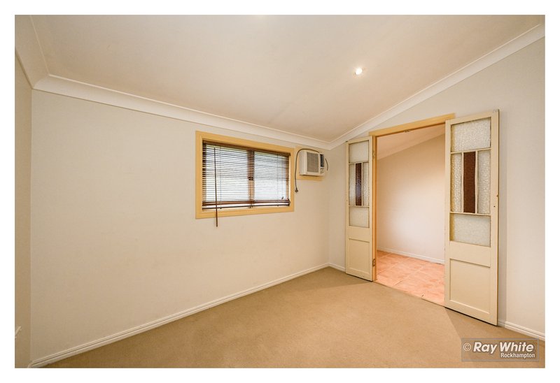 Photo - 84 Agnes Street, The Range QLD 4700 - Image 12