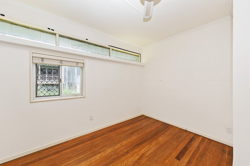 Photo - 84 Ainsworth Street, Salisbury QLD 4107 - Image 16