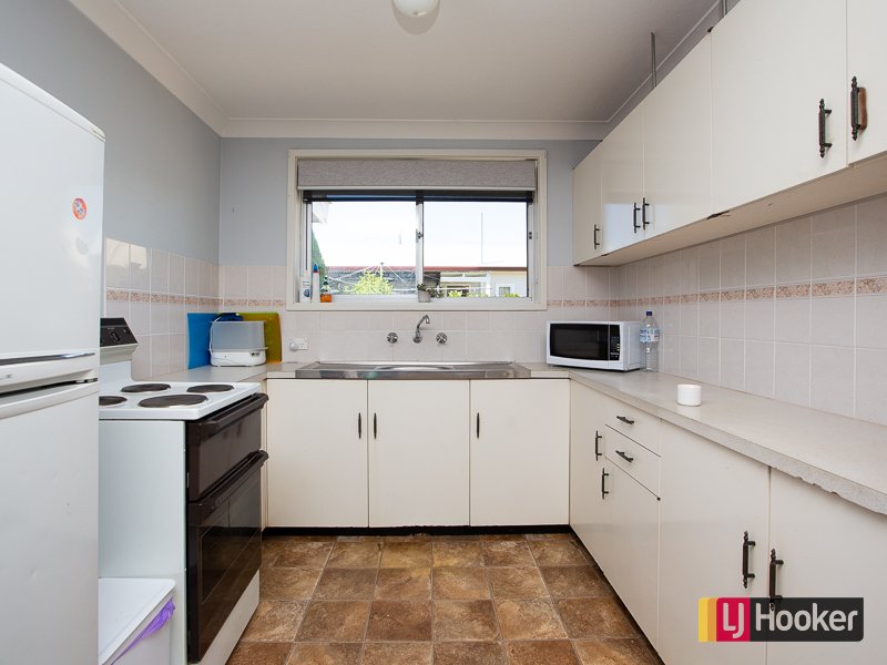 Photo - 8/4 Anne Street, South Tamworth NSW 2340 - Image 7