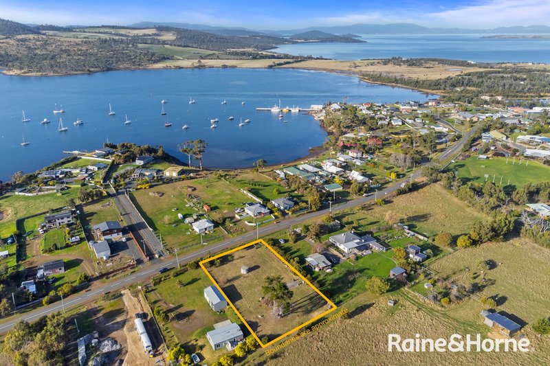 Photo - 84 Arthur Highway, Dunalley TAS 7177 - Image 4