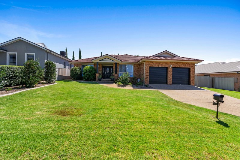 84 Atherton Crescent, Tatton NSW 2650