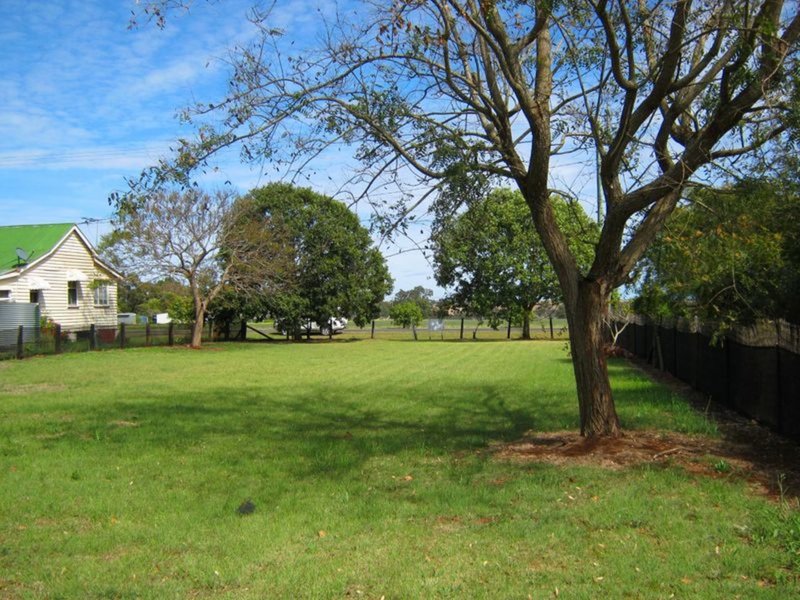 Photo - 84 Bell Street, Kumbia QLD 4610 - Image 4