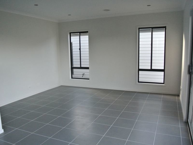 Photo - 84 Bimberry Circuit, Clyde VIC 3978 - Image 5
