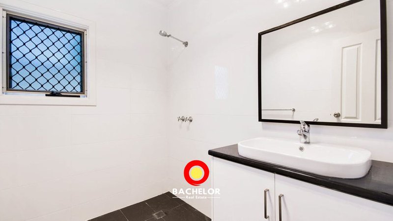 Photo - 84 Bradman Road, Parafield Gardens SA 5107 - Image 10