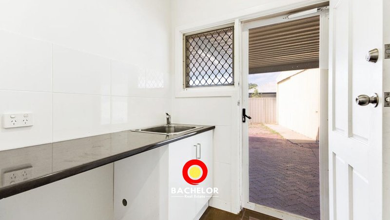 Photo - 84 Bradman Road, Parafield Gardens SA 5107 - Image 11