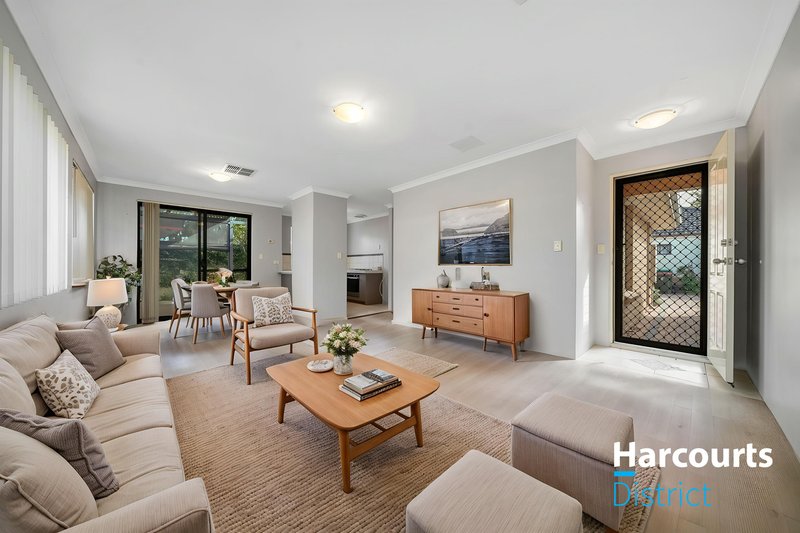 Photo - 8/4 Bristol Street, Warnbro WA 6169 - Image 1