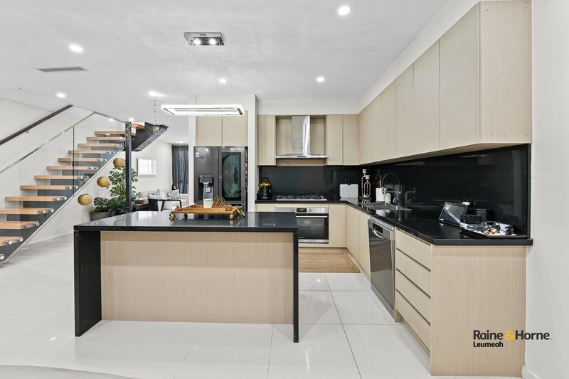 Photo - 84 Bruce Ferguson Avenue, Bardia NSW 2565 - Image 4
