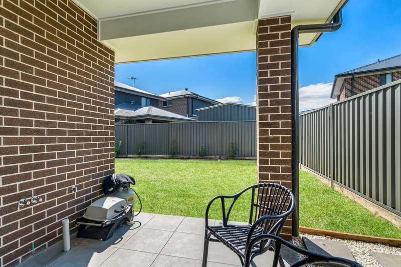 Photo - 84 Caledonia Crescent( Melonba) , Marsden Park NSW 2765 - Image 19