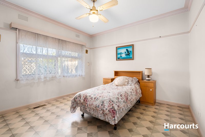 Photo - 84 Cardinal Road, Glenroy VIC 3046 - Image 10