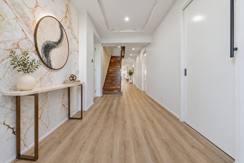 Photo - 84 Carora Circuit, Clyde North VIC 3978 - Image 2