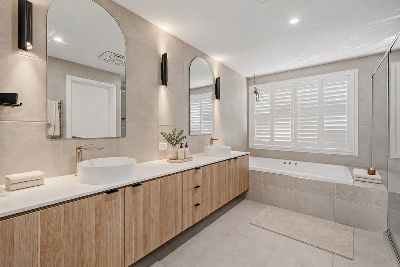 Photo - 84 Carora Circuit, Clyde North VIC 3978 - Image 14