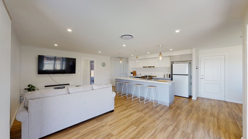 Photo - 84 Champagne Drive, Dubbo NSW 2830 - Image 3