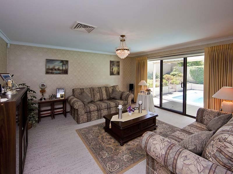 Photo - 84 Chancery Crescent, Willetton WA 6155 - Image 6