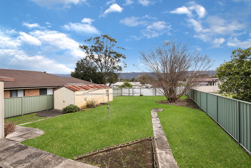 Photo - 84 Coolabah Road, Dapto NSW 2530 - Image 4