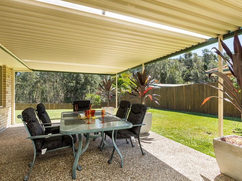 Photo - 84 Cootharaba Drive, Helensvale QLD 4212 - Image 17