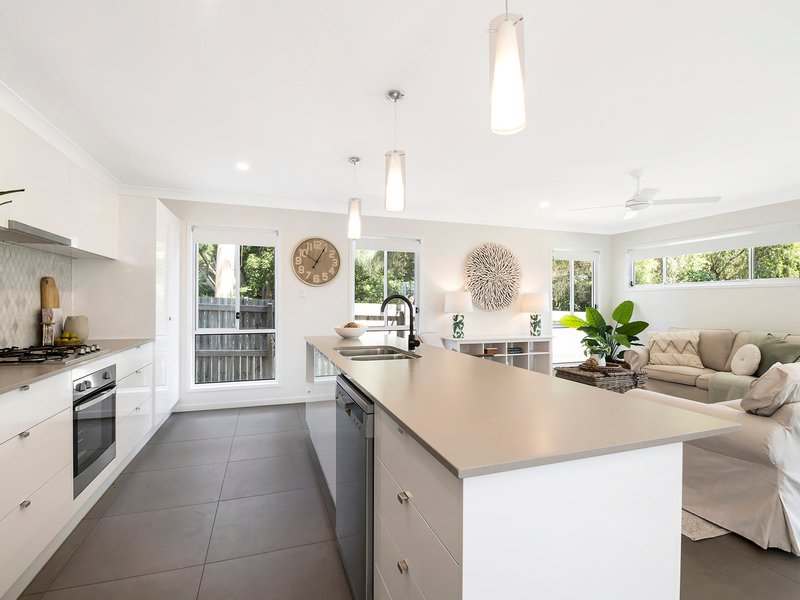 Photo - 84 Cortis Street, Mount Gravatt East QLD 4122 - Image 5