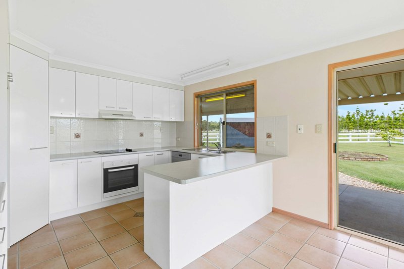 Photo - 84 Derns Drive, Takura QLD 4655 - Image 12