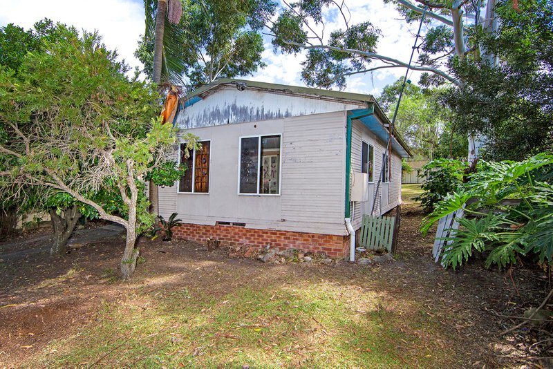 84 Emu Drive, San Remo NSW 2262