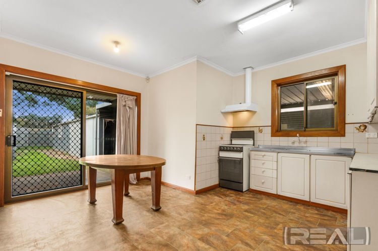 Photo - 84 Frost Road, Brahma Lodge SA 5109 - Image 4