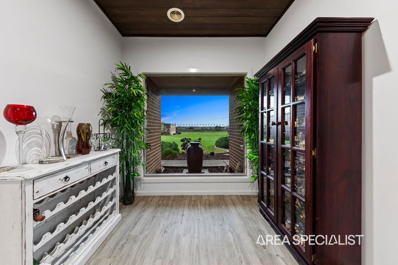 Photo - 84 Gainsborough Avenue, Lang Lang VIC 3984 - Image 8