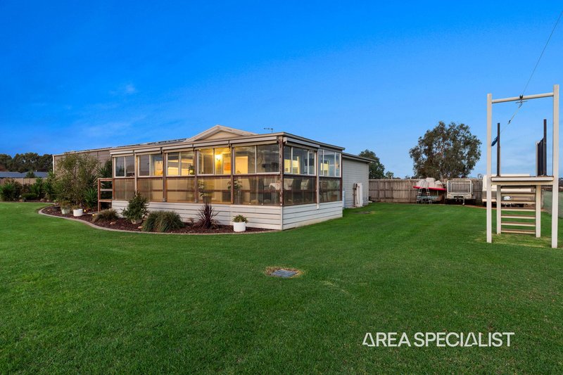 Photo - 84 Gainsborough Avenue, Lang Lang VIC 3984 - Image 27