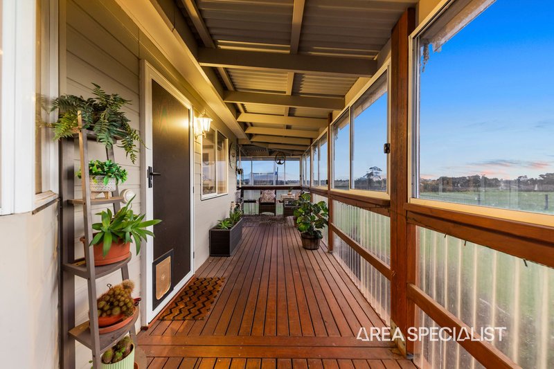 Photo - 84 Gainsborough Avenue, Lang Lang VIC 3984 - Image 28