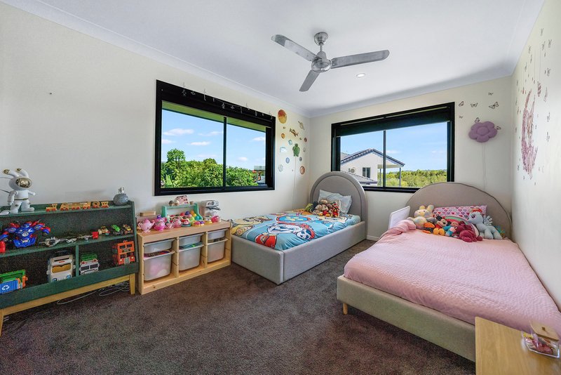 Photo - 84 Golden Bear Drive, Arundel QLD 4214 - Image 14