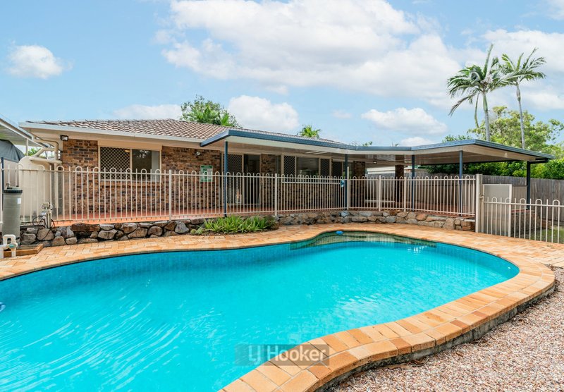 Photo - 84 Haldham Crescent, Regents Park QLD 4118 - Image 1