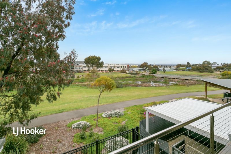 Photo - 84 Harvey Circuit, Mawson Lakes SA 5095 - Image 11