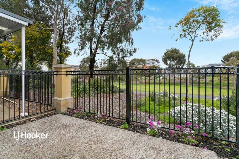 Photo - 84 Harvey Circuit, Mawson Lakes SA 5095 - Image 17