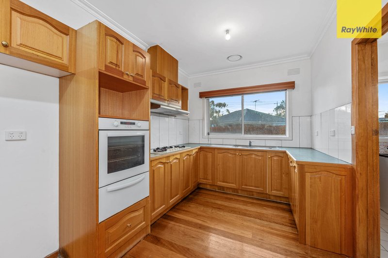 Photo - 84 Henry Street, St Albans VIC 3021 - Image 3