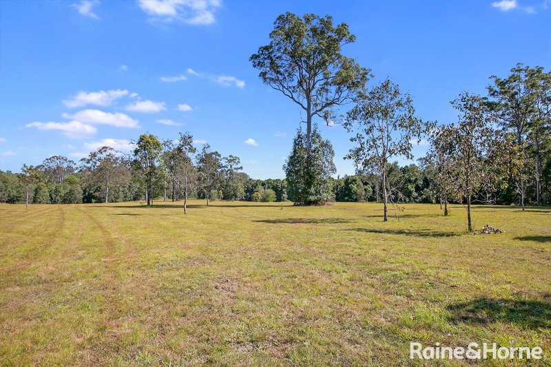 84 Howe Road, Traveston QLD 4570