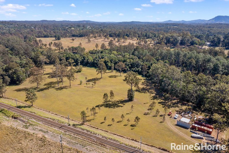 Photo - 84 Howe Road, Traveston QLD 4570 - Image 11