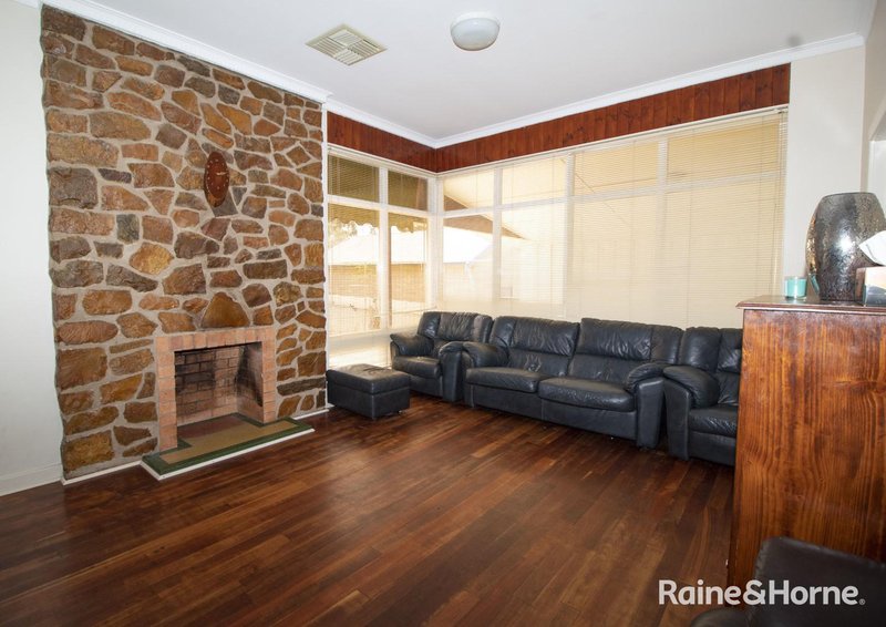 Photo - 84 Jervois Street, Port Augusta SA 5700 - Image 4