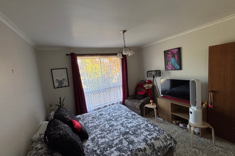 Photo - 84 Kansas Avenue, Bell Post Hill VIC 3215 - Image 4