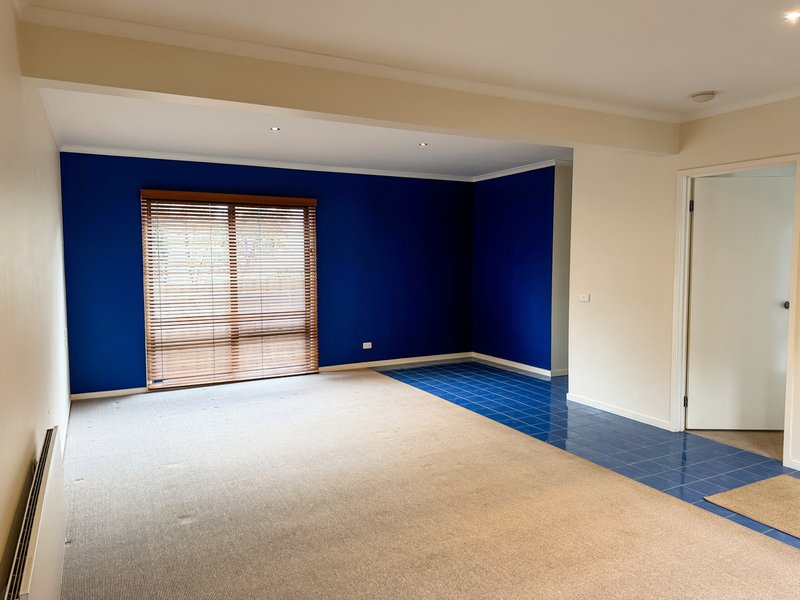 Photo - 84 Katherine Circuit, Cowes VIC 3922 - Image 3