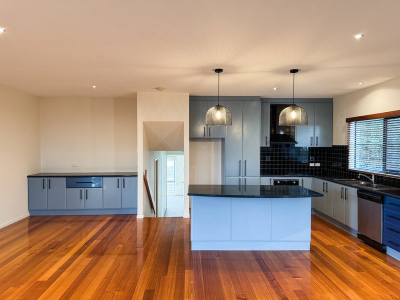 Photo - 84 Katherine Circuit, Cowes VIC 3922 - Image 12