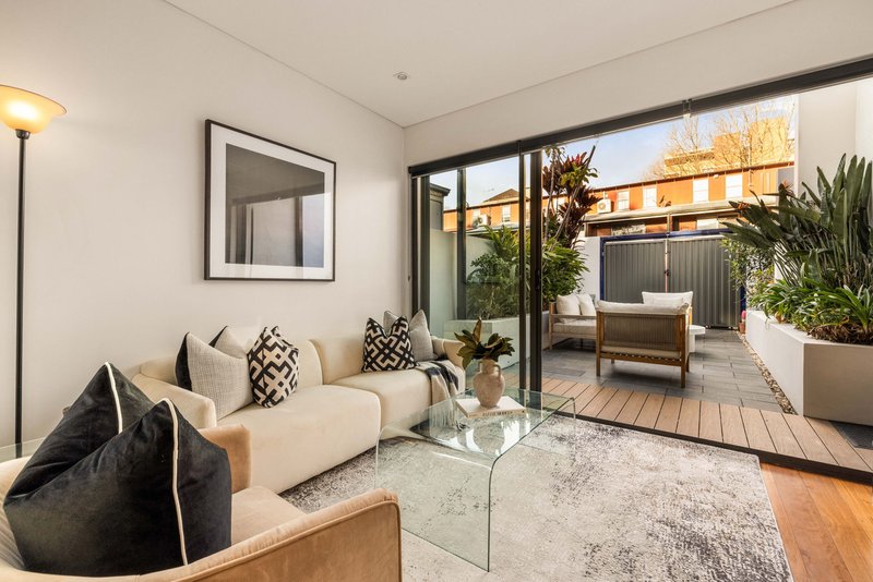 Photo - 84 Kepos Street, Redfern NSW 2016 - Image 3