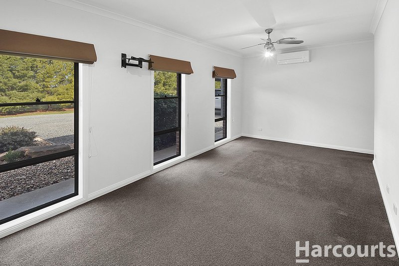 Photo - 84 Kokoda Drive, Haven VIC 3401 - Image 10