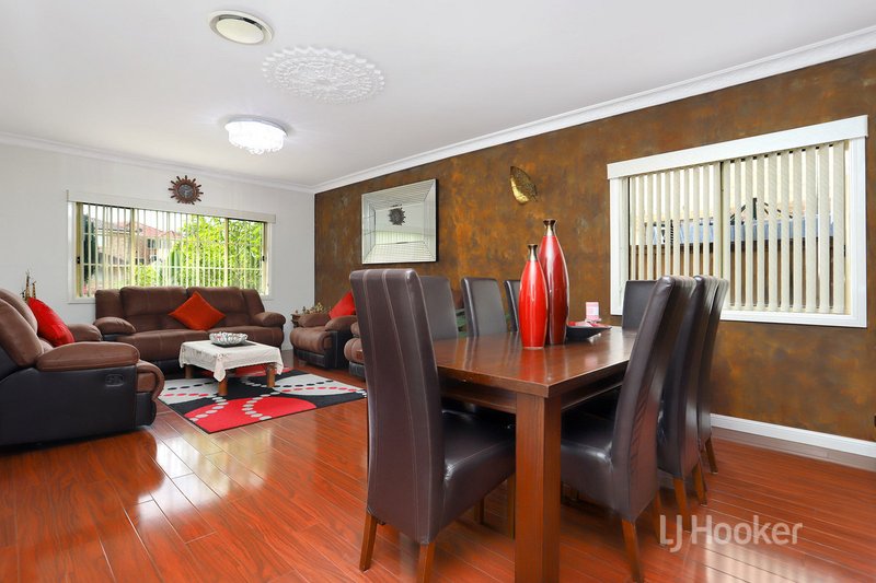 Photo - 84 Lakewood Drive, Woodcroft NSW 2767 - Image 4