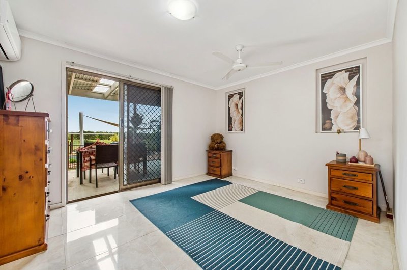 Photo - 84 Learmonth Street, Strathpine QLD 4500 - Image 10